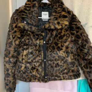 Abercrombie Leopard print mini puffer